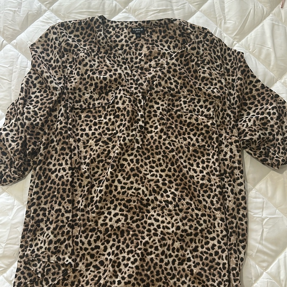 Leopard print Torrid, Harper size 4